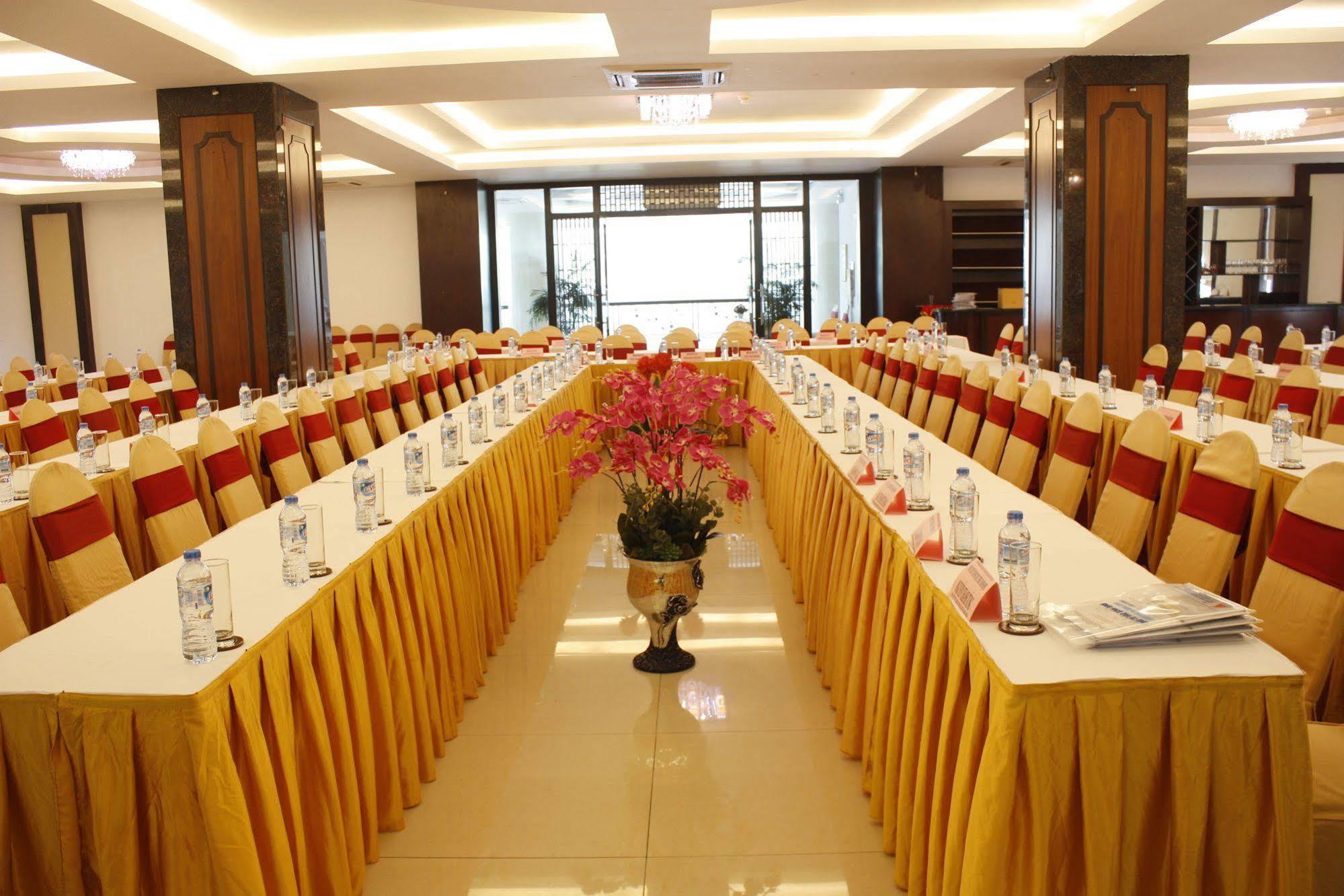 Muong Thanh Quy Nhon Hotel Exterior foto